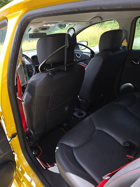 Automobili: Clio 4 rs jaune sirius  – Usato da Chamblon venduto da montakina 3