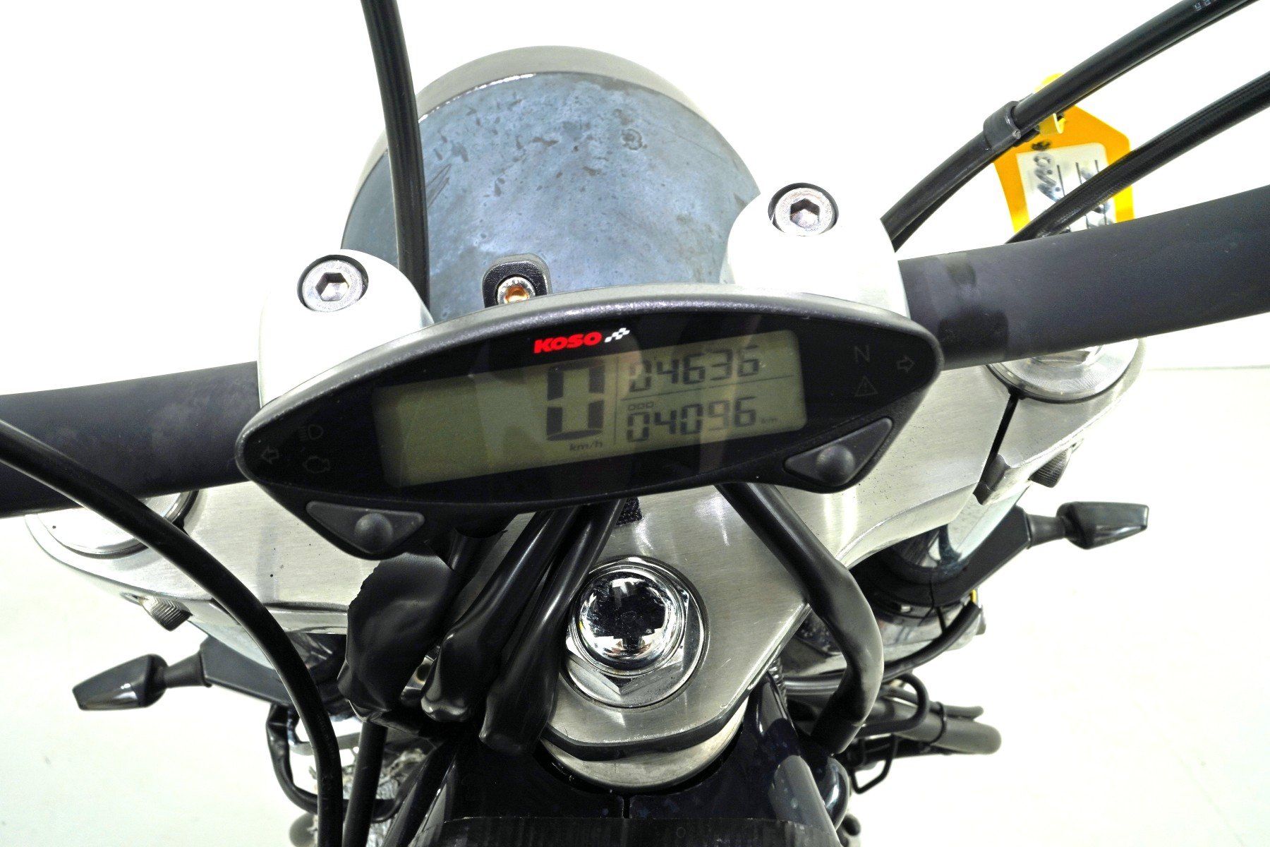 Yamaha Chopper: Yamaha XVS 1100 – Usato da Winterthur venduto da MCW 8