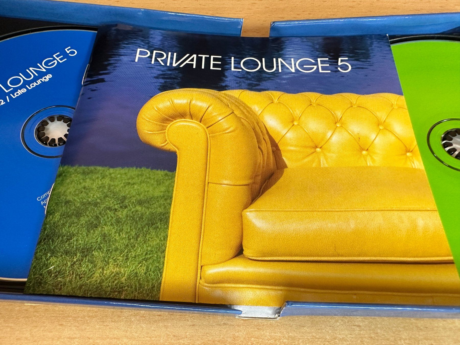 CD: Various – Private Lounge 5 - 2 CD – Usato da Rikon im Tösstal venduto da Alpenmutz 2