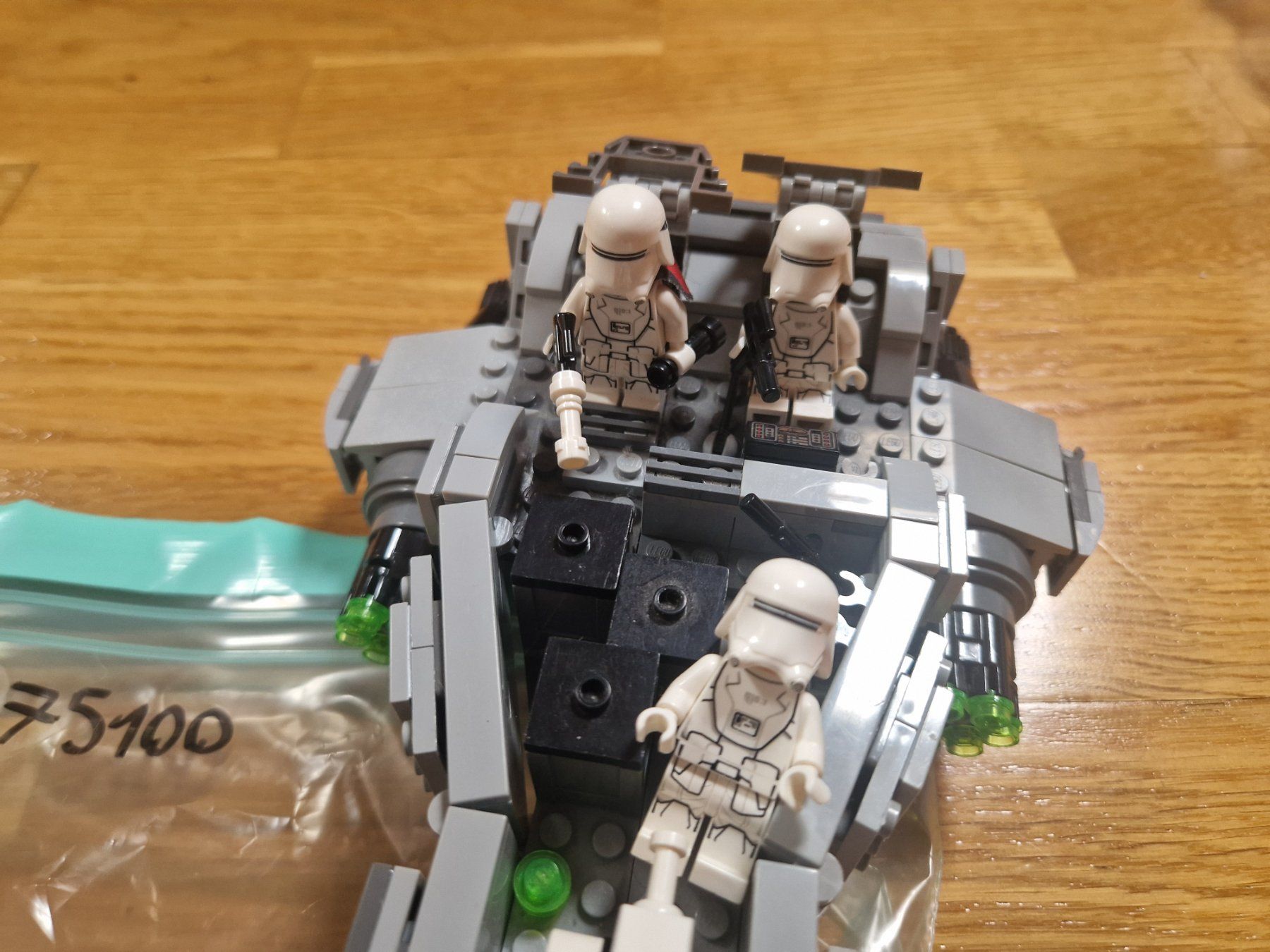 Lego Baukästen: Lego starwars 75100 – Gebraucht aus Bernex von Mardone 1