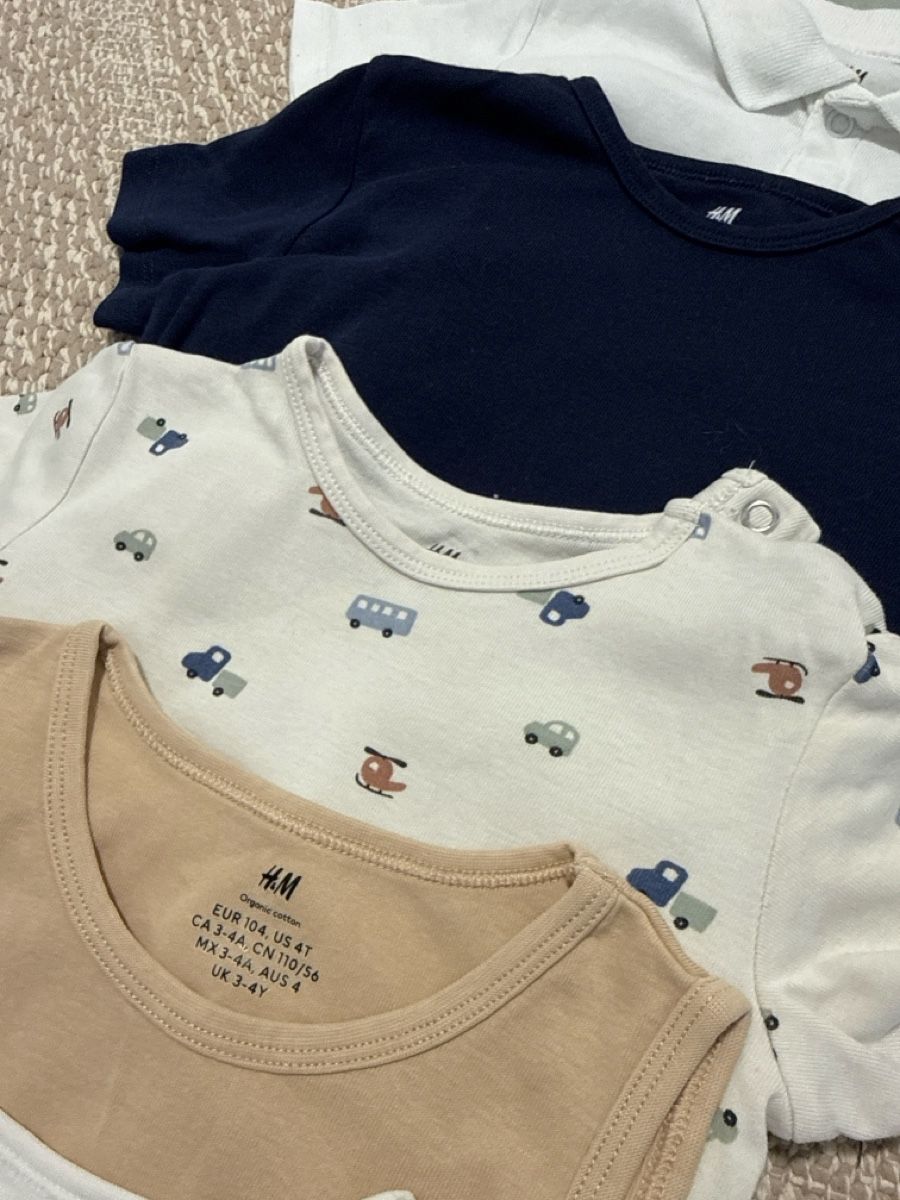 H&M Lotti & Set di vestiti: Baby Bodysuits Bundle - H&M Summer Collection, Size 104 – Usato da Effretikon venduto da lio_gjr8 1