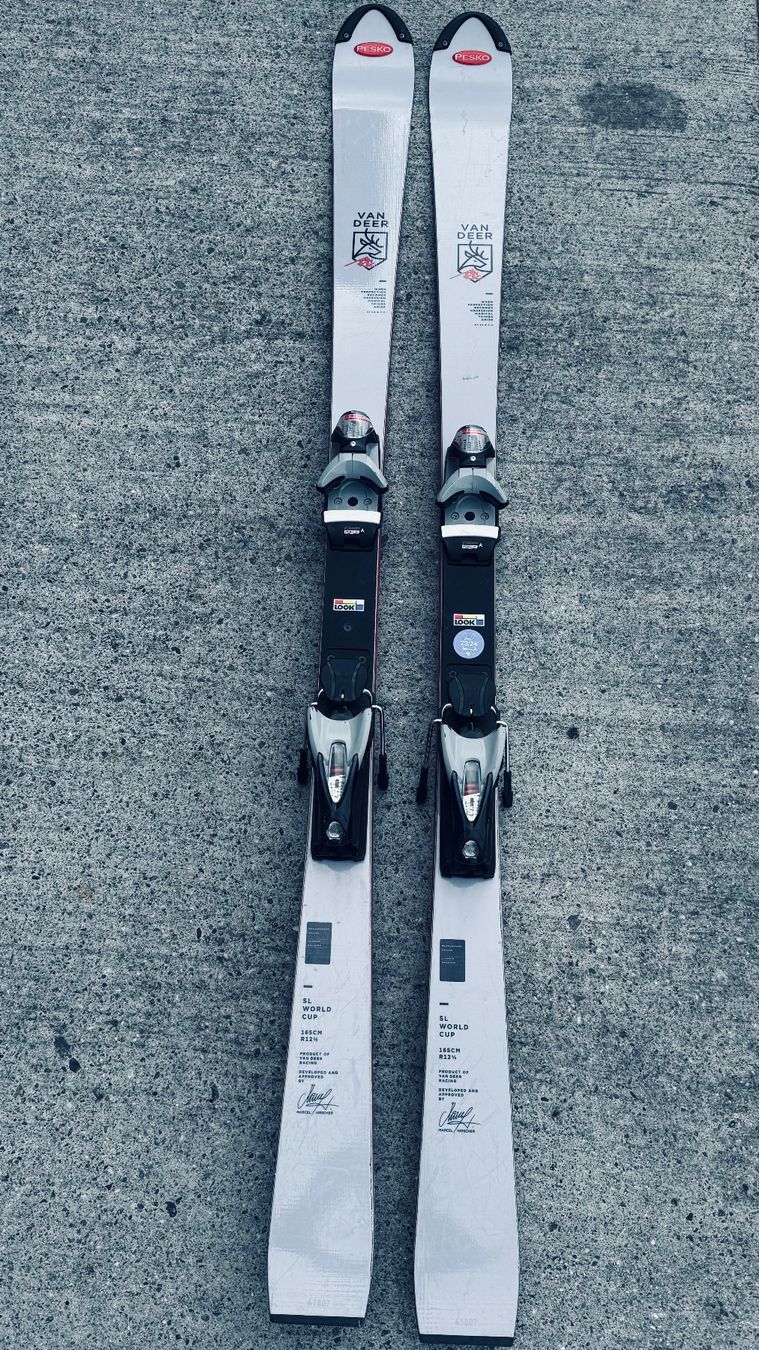 Skis: VAN DEER Slalom Ski – Gebraucht aus Chur von Marodian 2