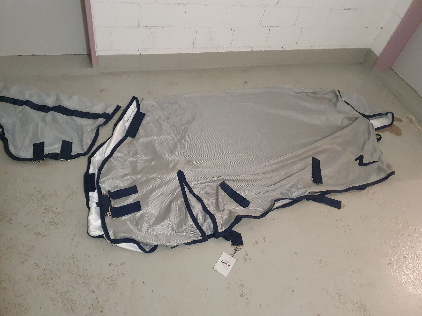 Decken: Pferdedecke 135cm – Neu (gemäss Beschreibung) aus Matzingen von jes_b6vj