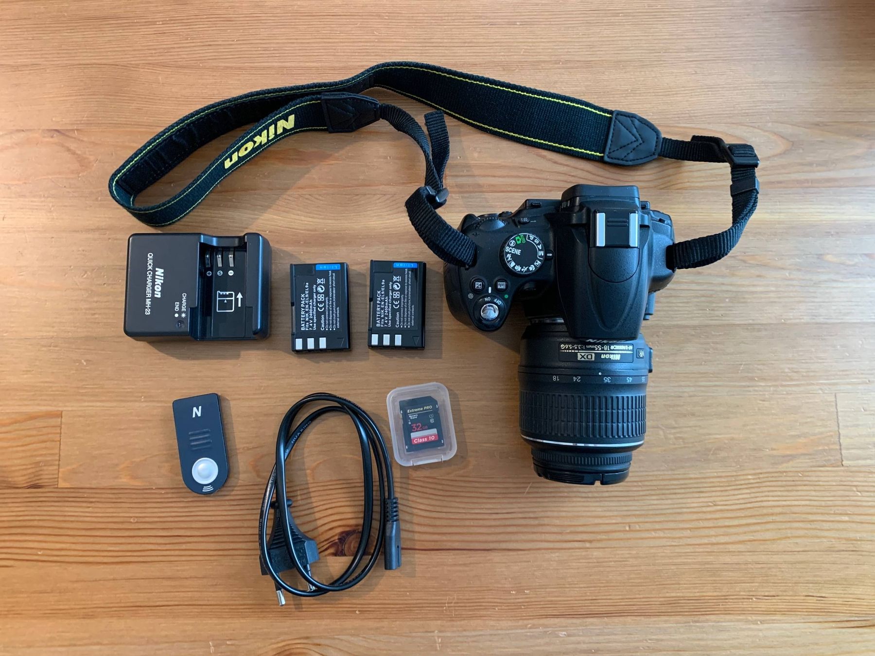 Nikon Appareil photo: Nikon D5000 – D'occasion à Oberglatt ZH par SalvatoreAmk