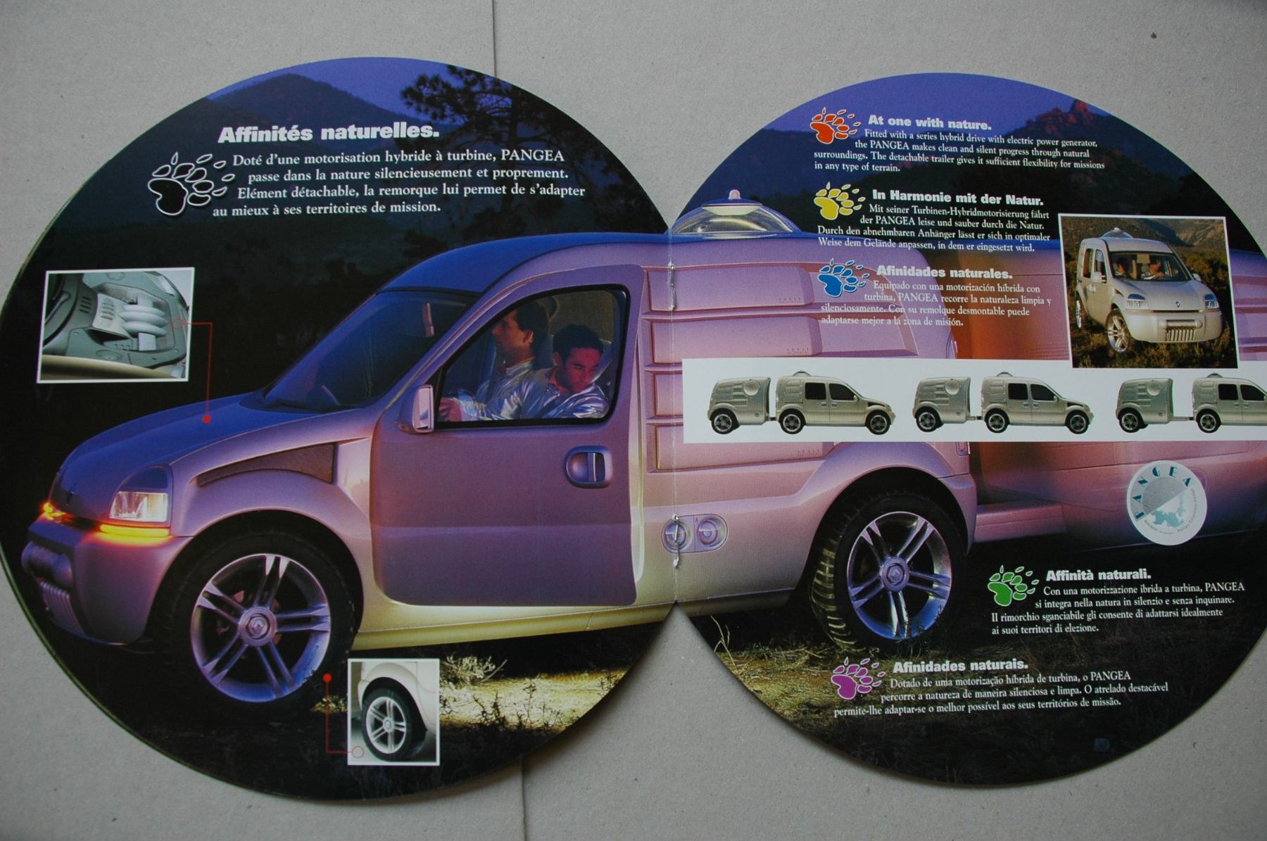 Renault Documenti: Concept Car Renault Pangea - Original-Prospekt – Nuovo (secondo la descrizione) da Malans GR venduto da Chueche427 3