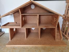Puppenhaus aus Holz