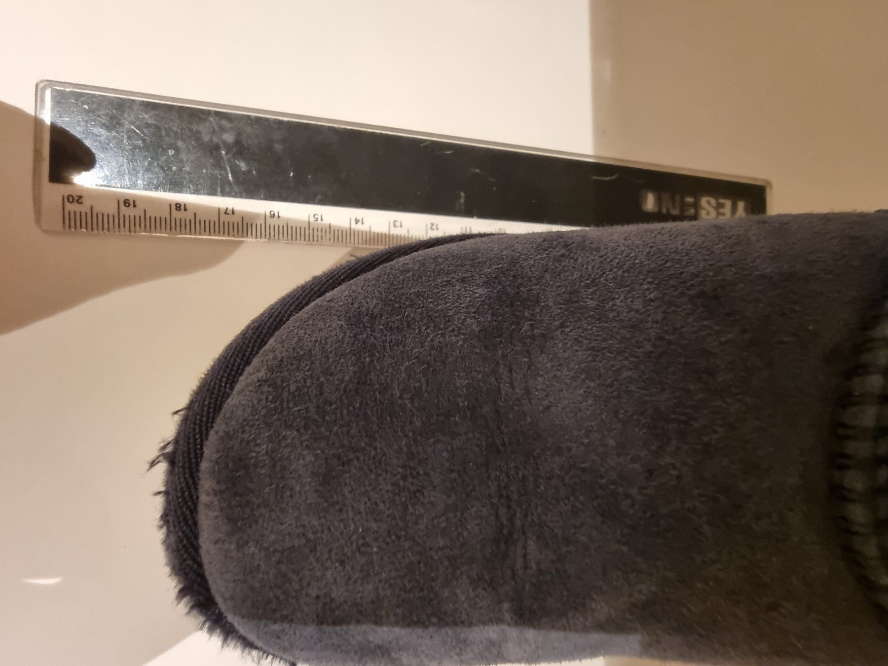 Ugg Scarpe per ragazzi: UGG Boots, 25-26 – Usato da Buttikon SZ venduto da Limo180 5