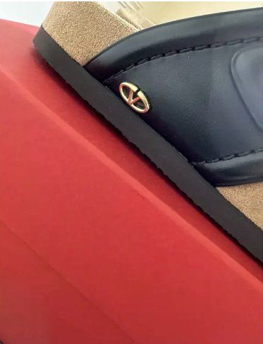 Valentino Scarpe da uomo: Valentino Garavani Leather mules & clogs - NEW – Nuovo e nell'imballaggio originale da Baar venduto da Ginasoskin 1