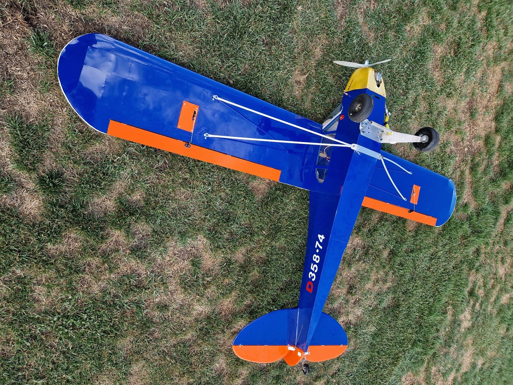 Modellismo RC: Modellflugzeug Piper Cup – Usato da Fräschels venduto da fascination12 3