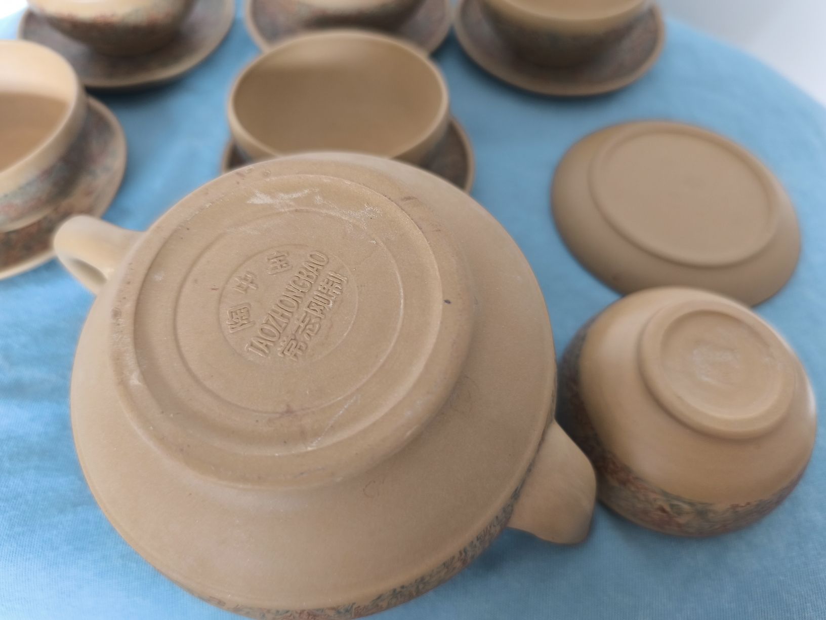 Teiere: NEW Unique Handmade Chinese Zisha magnetized Tea Set – Nuovo (secondo la descrizione) da Sursee venduto da Re.joy 2