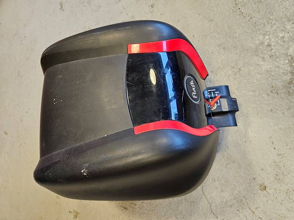 Topcases: Helm Koffer – D'occasion à Laupersdorf par benema 1