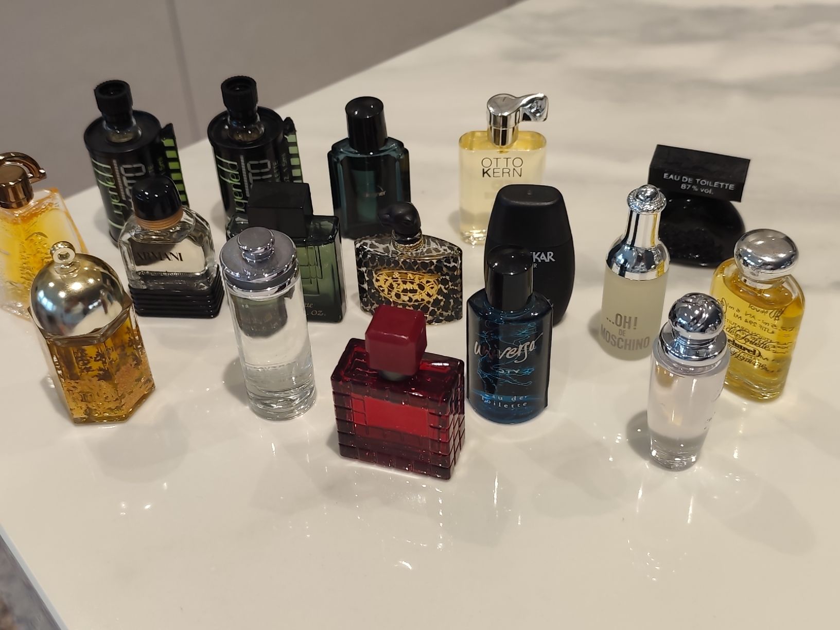 Givenchy Profumi & Eau de Toilette: Parfume collection miniature vintage – Nuovo (secondo la descrizione) da Männedorf venduto da Ursik_OnlineShop 1