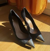 Vintage Velvet Pumps