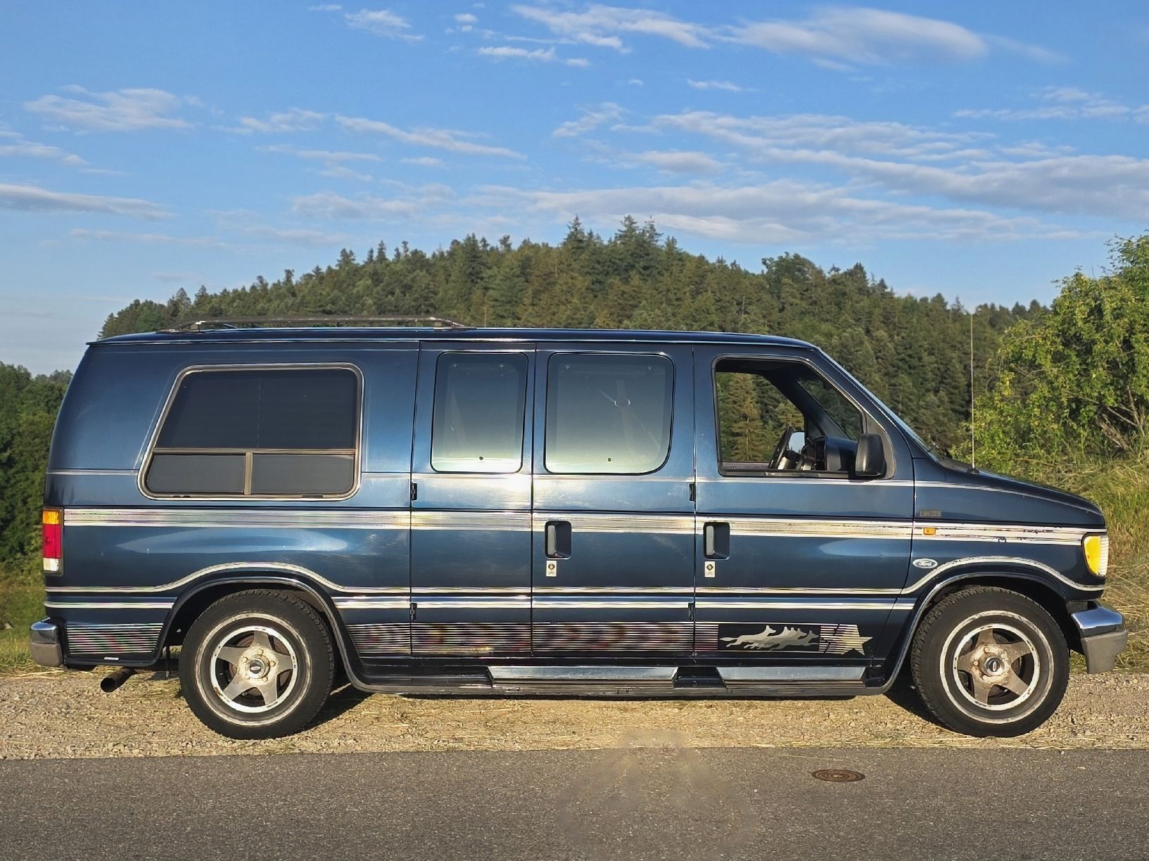 Ford (Usa) Autos: Ford Econoline V8 – D'occasion à Pieterlen par LeroyClassicMotors 4