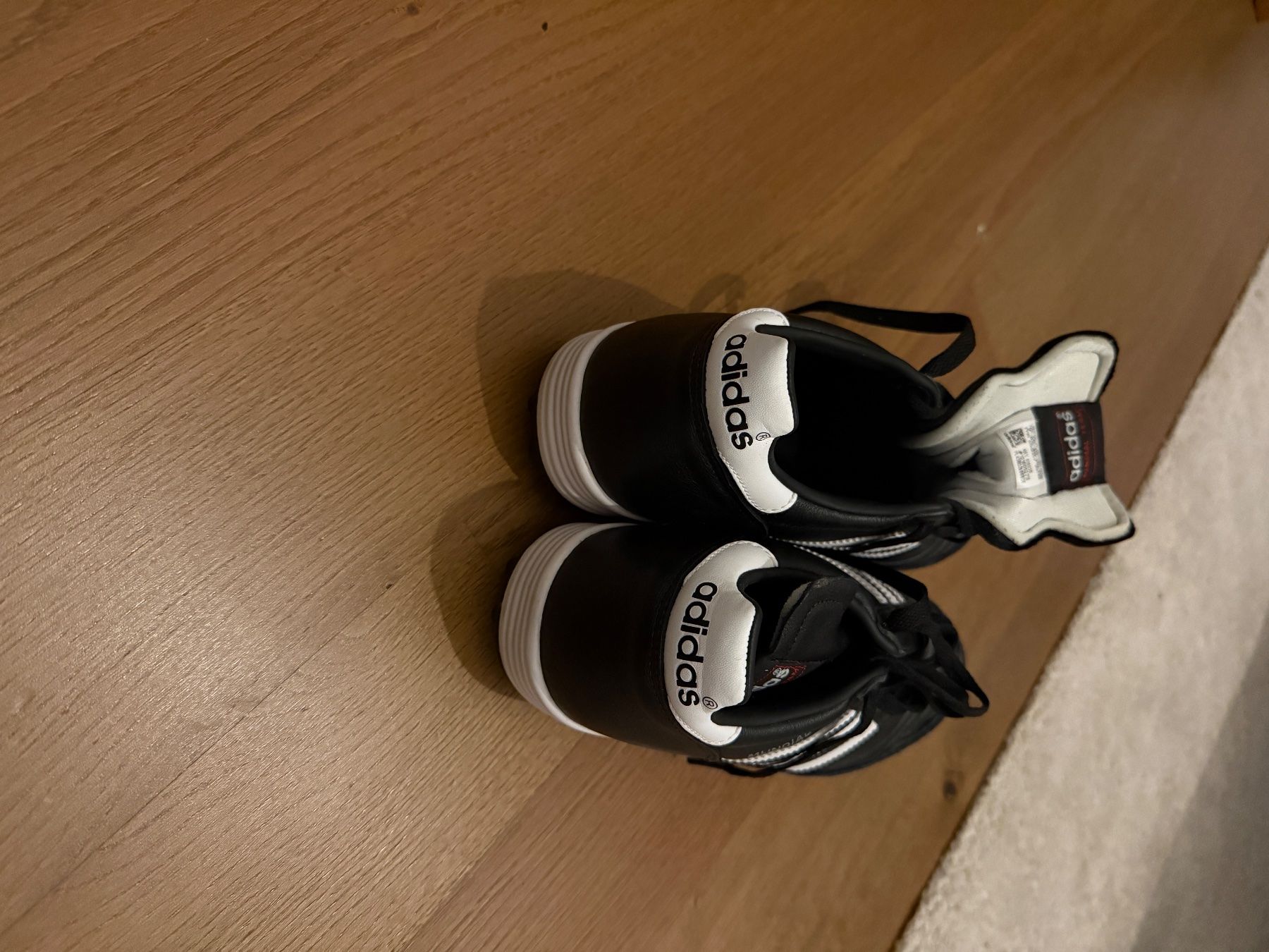 Adidas Herrenschuhe: Fussballschuhe – Gebraucht aus Köniz von Avdi-pulaj 2