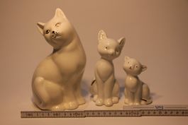 Drei Dekorative Katzen
