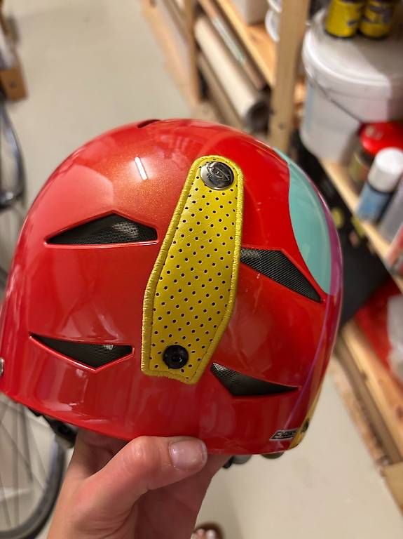 Caschi: Jugend Ski Helm – Usato da Meilen venduto da larakuppel 3