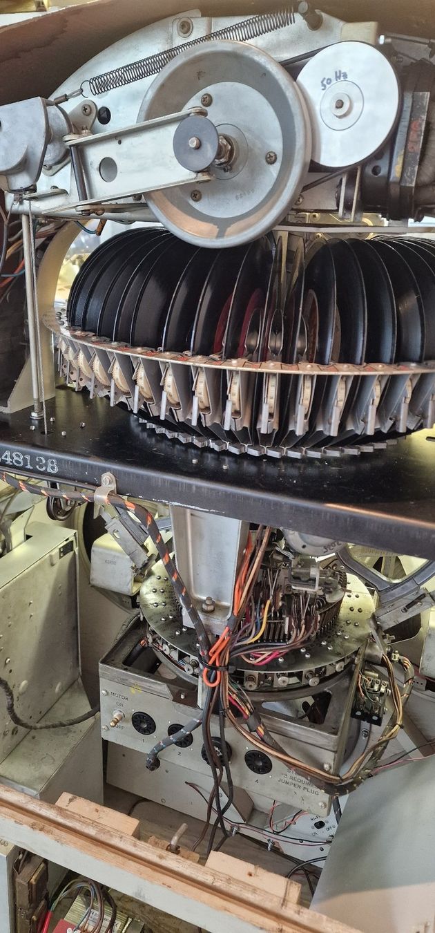 Wurlitzer Jukebox: Musikbox Jukebox Wurlitzer 1900 – Usato da Geroldswil venduto da jukeman 7