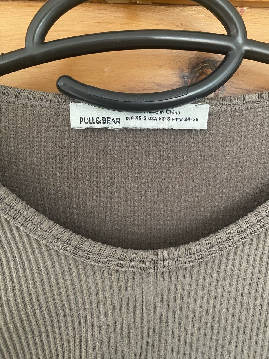 Pull&Bear T-shirt: Crop Top Pull&Bear – Usato da Wittenbach venduto da sarah_09 1