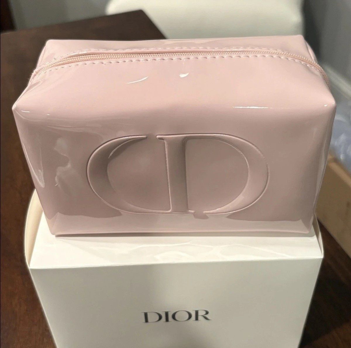 Dior Kosmetikkoffer: Dior - Makeup Pouch Pink Necessaire  – Neu und originalverpackt aus Basel von Chocolate_Cupcake