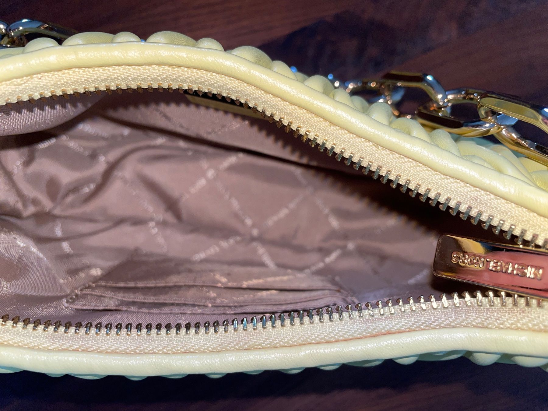 Michael Kors Taschen für Damen: Michael Kors Schultertasche – Neu (gemäss Beschreibung) aus Zürich von lor_dqv8 3