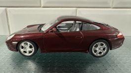 Porsche 996 Carrera 4 1/18