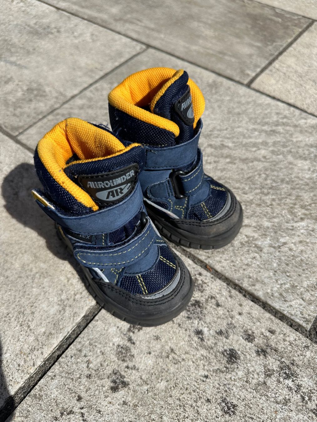 Chaussures garçon: Winterstiefel Gr. 20 – D'occasion à Seuzach par Leli.91