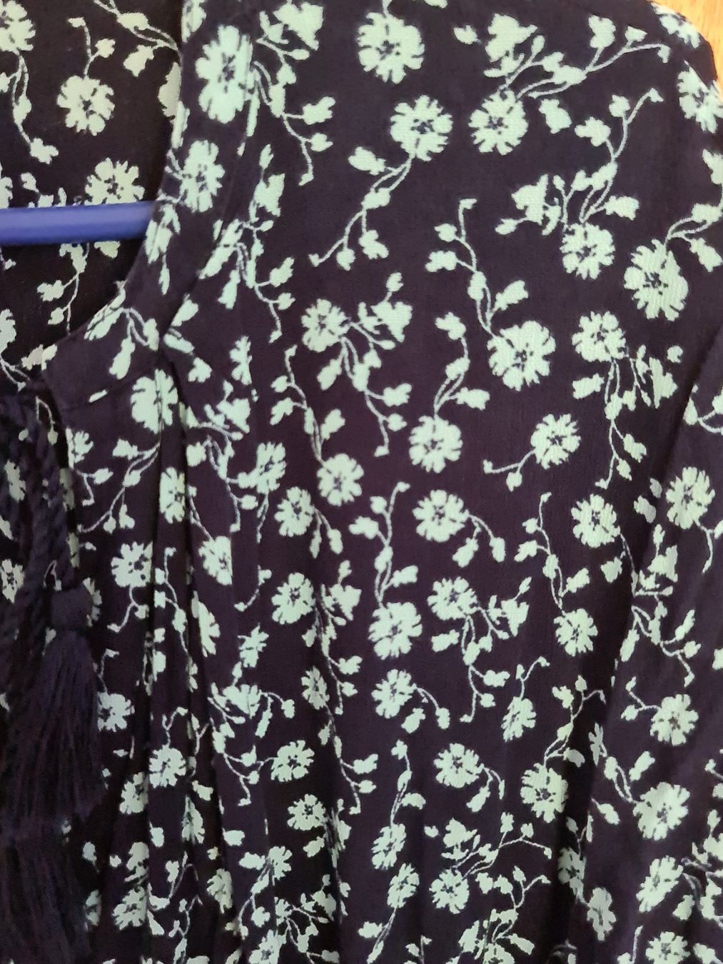 H&M Vestiti: Wunderschönes Kleid mit Blümchen in Blautönen, Grösse 44 – Usato da Eschert venduto da PS.. 2