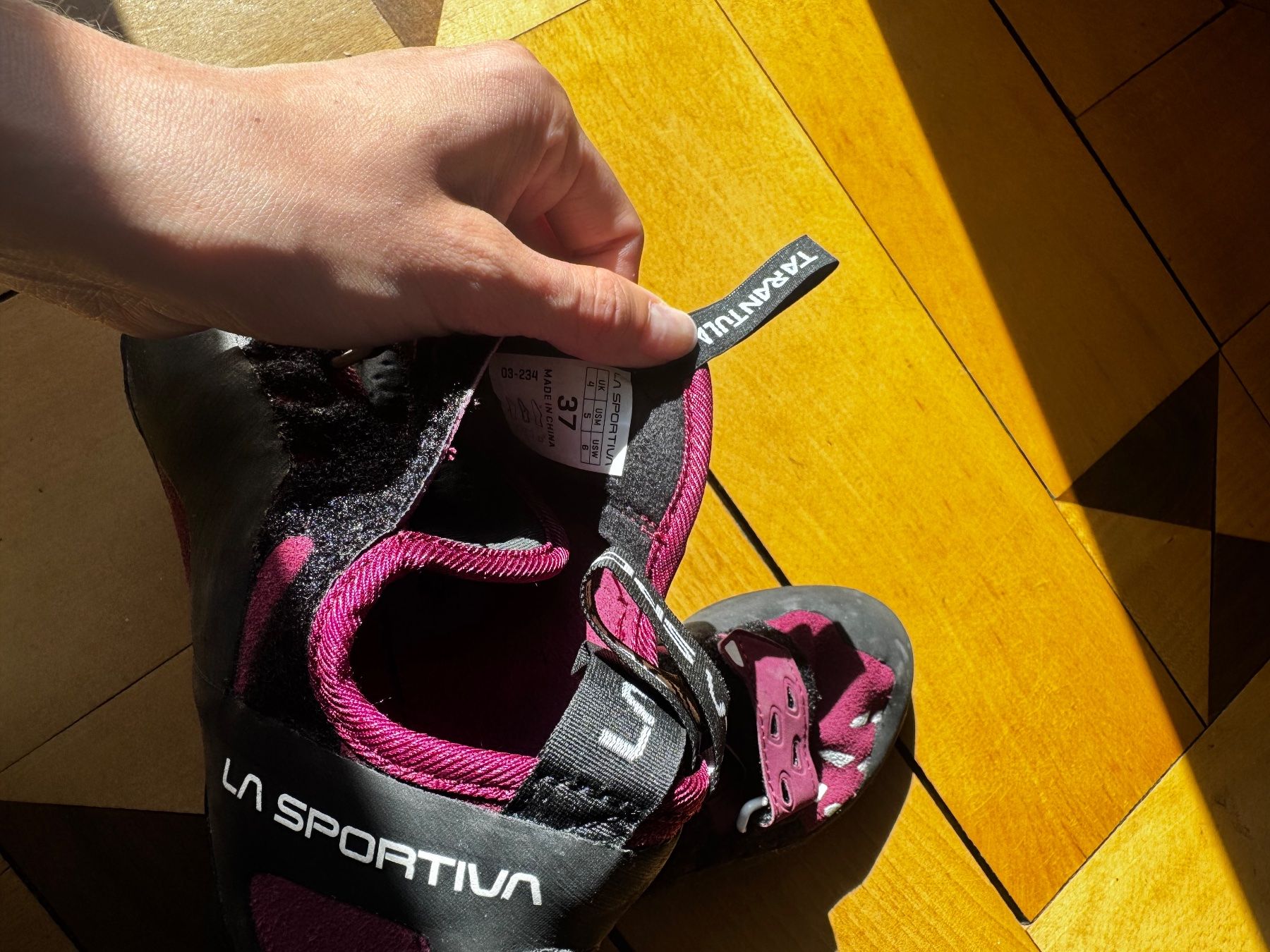 La Sportiva Scarpe da donna: La Sportiva Tarantula – Usato da Wettingen venduto da Joxmoon 3