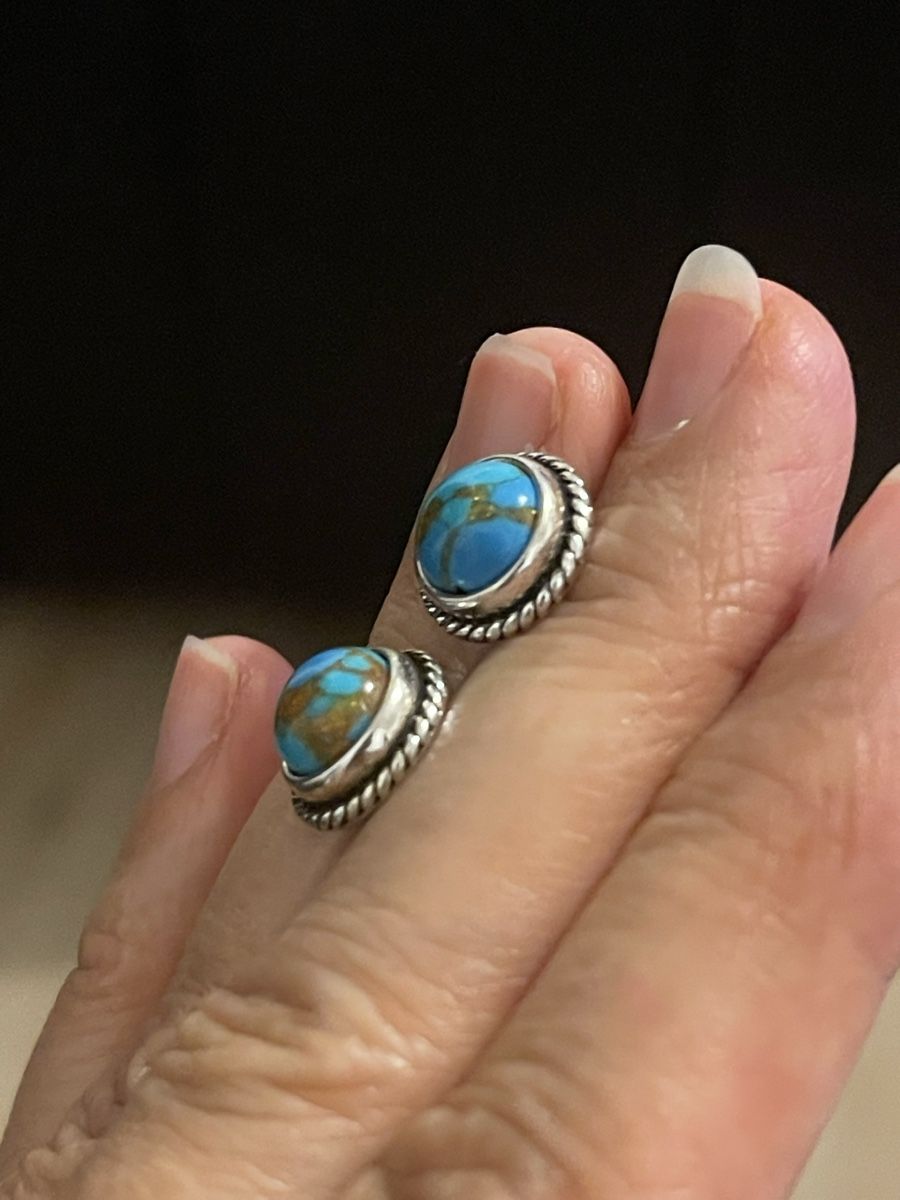 Ohrringe & -stecker: Boucles d'oreilles pierre turquoise comme neufs – Gebraucht aus Kloten von Vermicelles 2