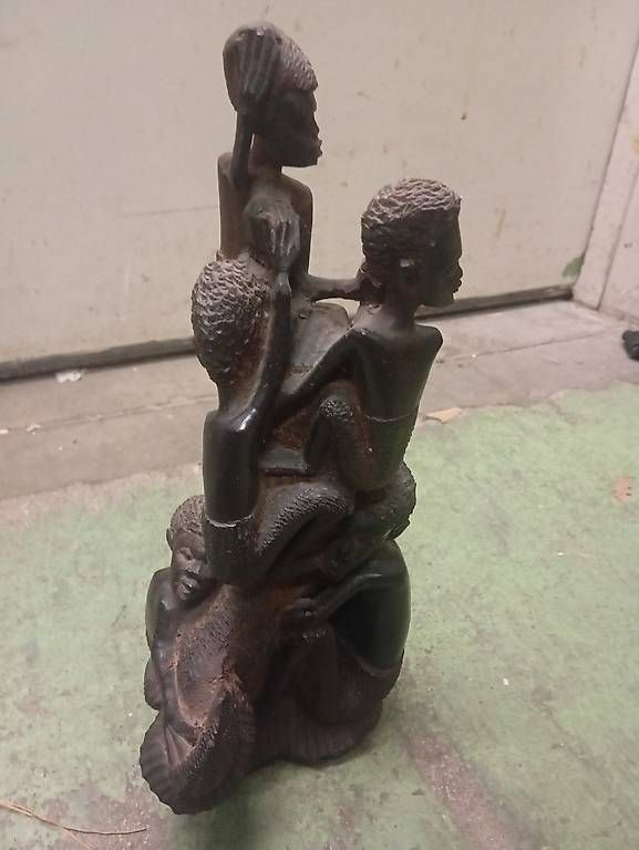 Sculture & Statue: Holzskulpur Afrika – Usato da Basel venduto da Petergunn 2