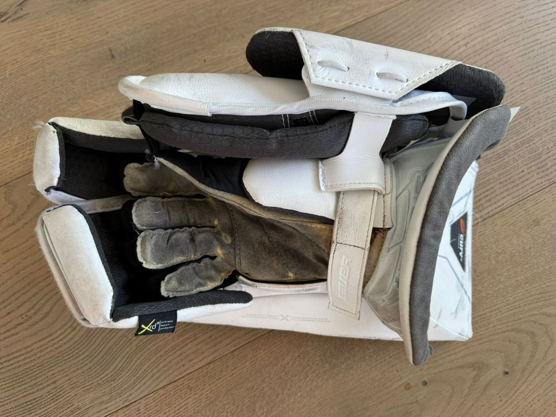 Bauer Guanti & manicotti: Bauer Hyperlite Goalie Stockhand SR S21 – Usato da Oberrüti venduto da Rubt 2