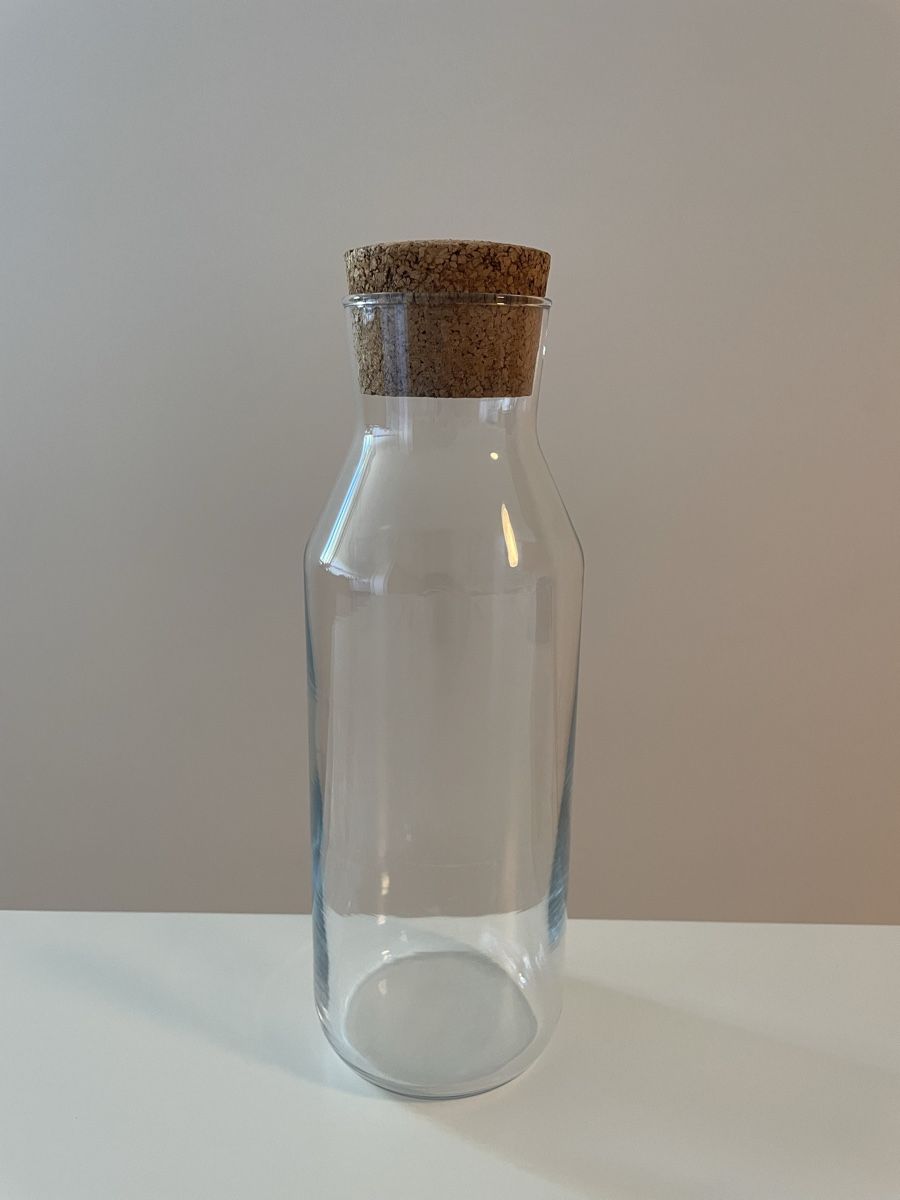 Carafes: Karaffe aus Glas mit Korkdeckel – D'occasion à Thalwil par Andieg