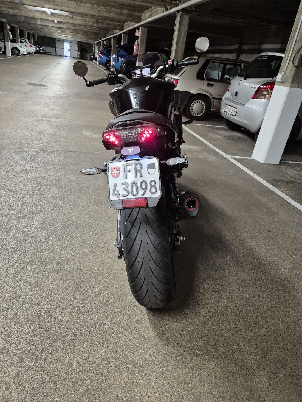 Yamaha Strada: Yamaha Mt 10 – Usato da Düdingen venduto da gilardid 2