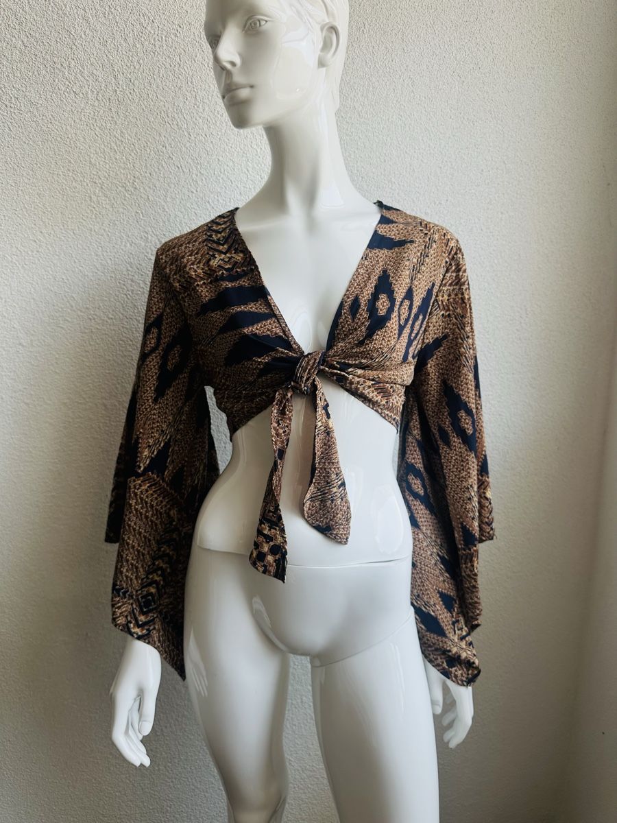 Top: Boho Tie-Front Top with Crochet Detail - Size 38 – Usato da Vevey venduto da ledidream 3