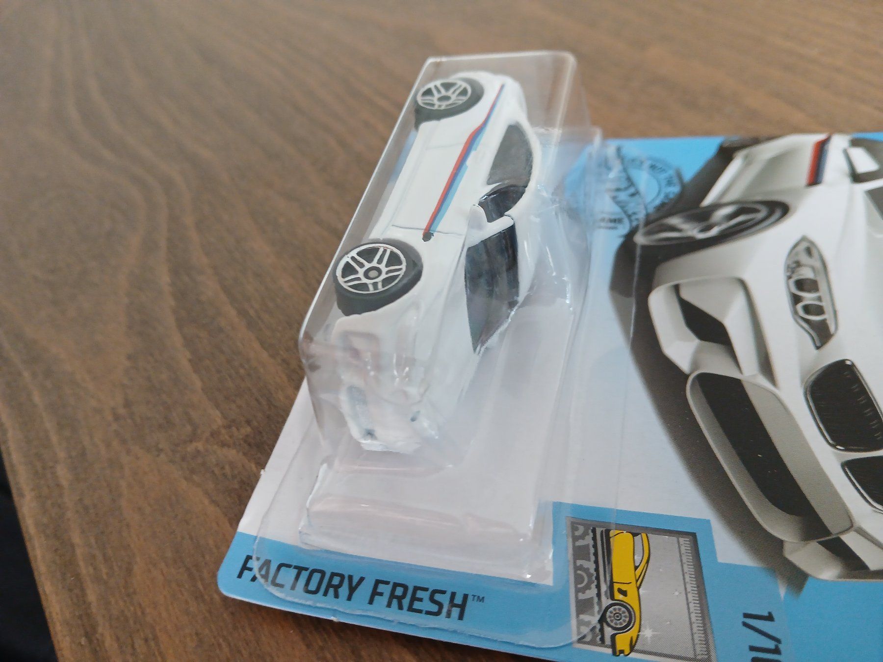 Hot Wheels Modellini d'auto: 2016 BMW M2 – Nuovo e nell'imballaggio originale da Wiedlisbach venduto da Pontiacman93 2