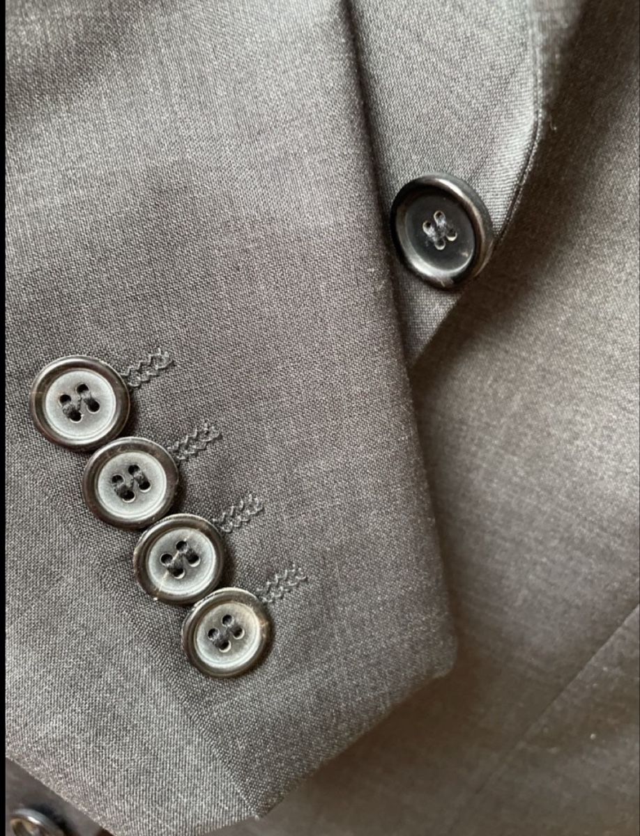 Hugo Boss Completi: Anzug Boss Grösse 26 - kurz – Nuovo (secondo la descrizione) da Anglikon venduto da fg.gabi