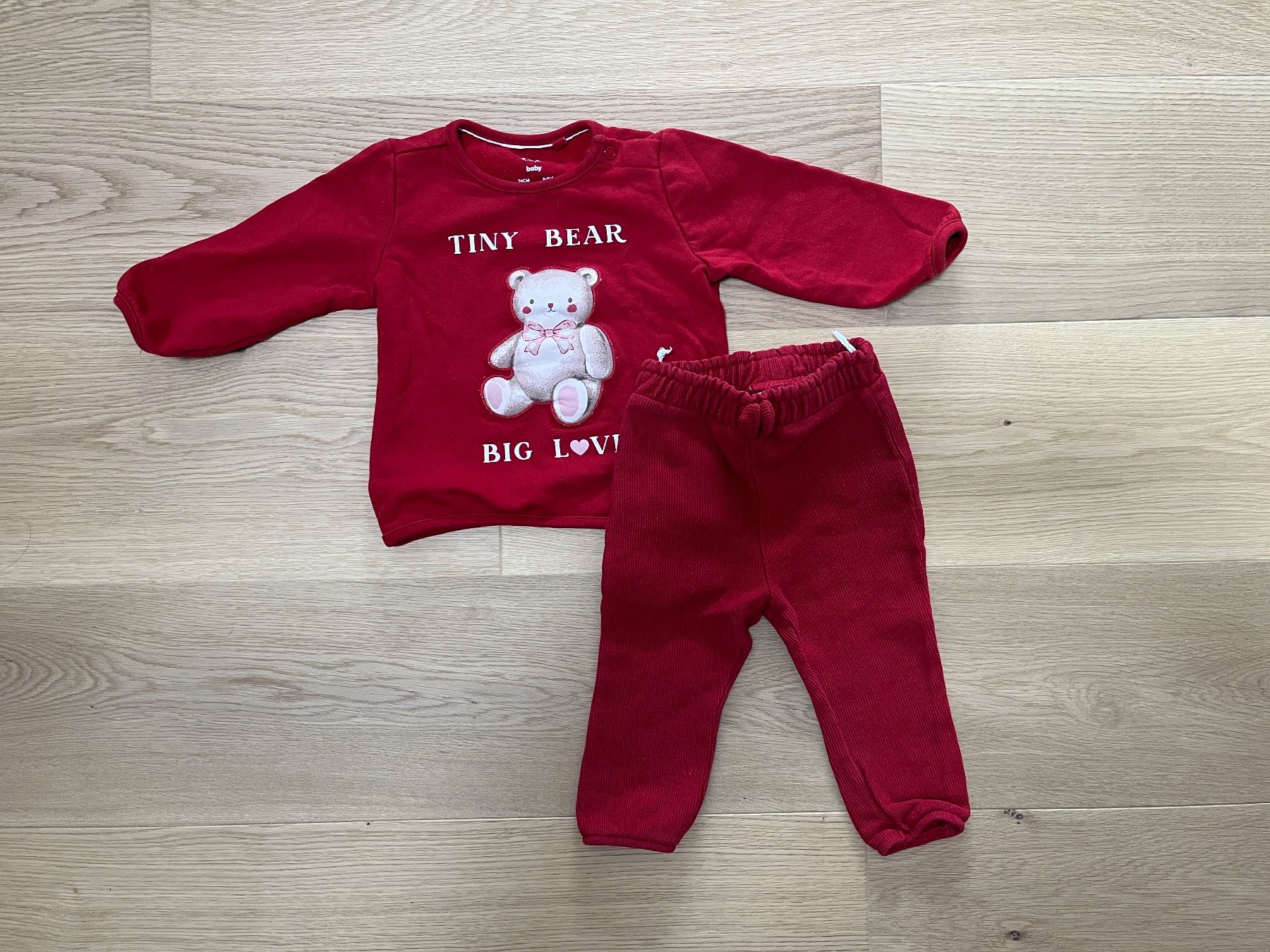 C&A Kleiderpakete & -sets: Pullover & Hosen (Set) 74 – Gebraucht aus Vogelsang AG von avva2244