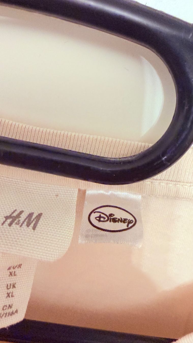 H&M T-Shirts: • Disney Bambi T-Shirt • – Gebraucht aus Basel von mendoza13 4