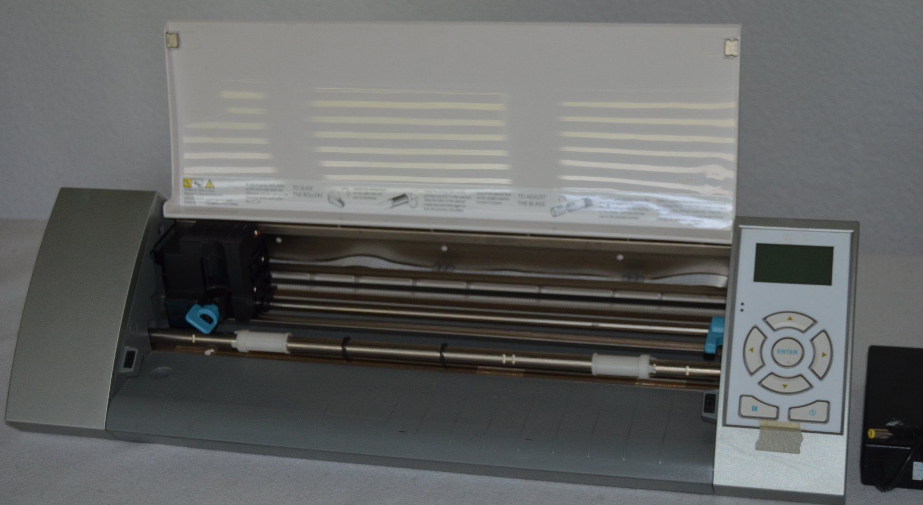 Silhouette Imprimantes: Silhouette Cameo Plotter / Traceur – D'occasion à Collonges par arashee 2