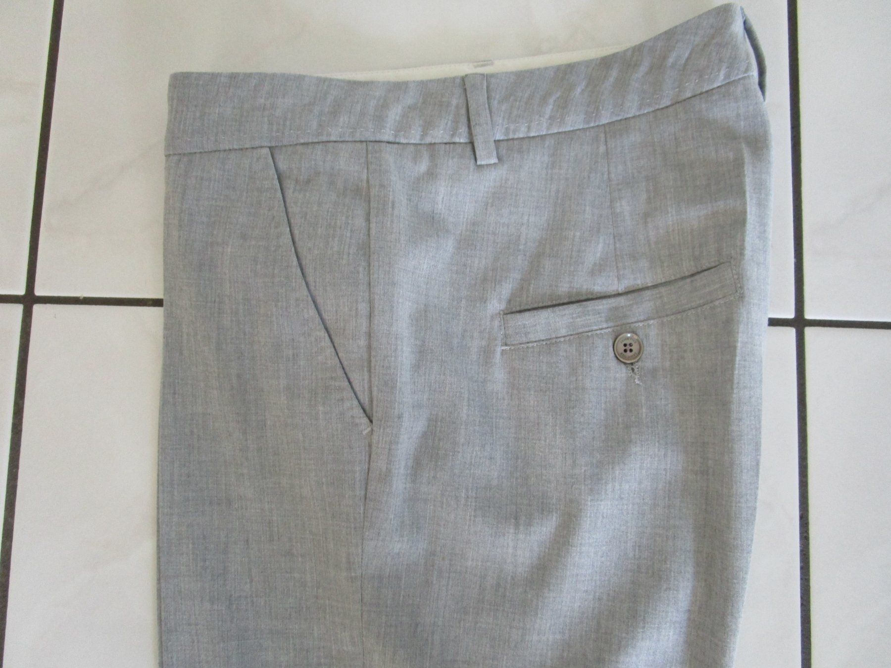 Hosen: Hose Seductive Gr. 36 – Gebraucht aus Volketswil von Globine100 3