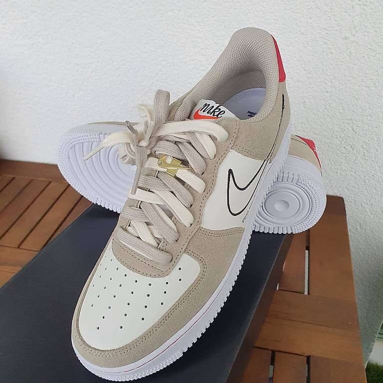 Scarpe da donna: Nike Air force first use sail US 10,5 – Usato da Oberentfelden venduto da pun_d7vt 1