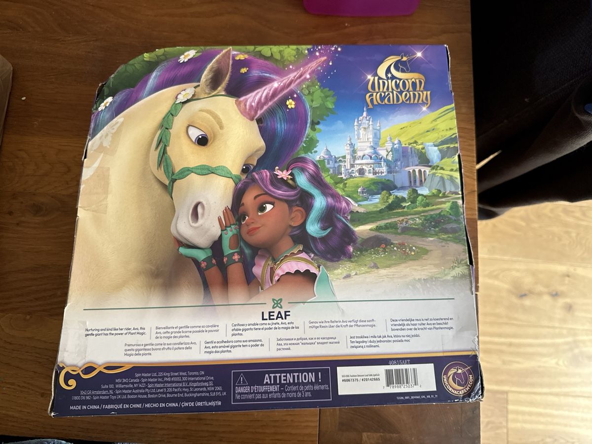 Statuette:  Neues Pferd Unicorn Academy  LEAF – Nuovo e nell'imballaggio originale da Therwil venduto da Schneefra1 3