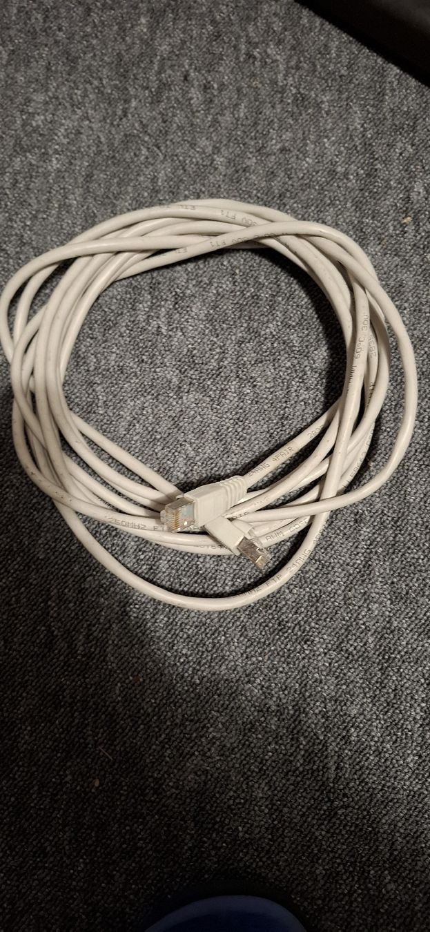 Cavi: ARP Cat 6 Ethernet Kabel 5m – Usato da Windisch venduto da vas_nps6