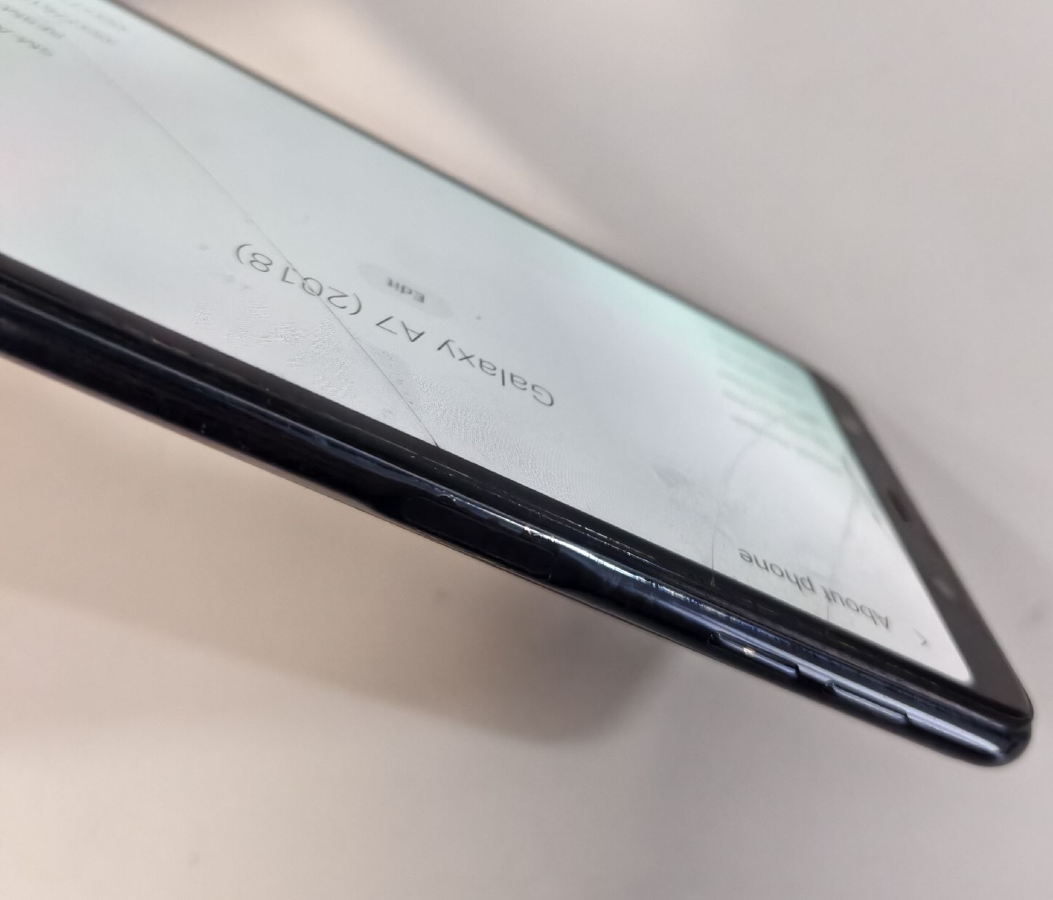 Samsung Telefoni cellulari / Smartphones: Samsung Galaxy A7 – Usato da Ehrendingen venduto da Rocky985 2