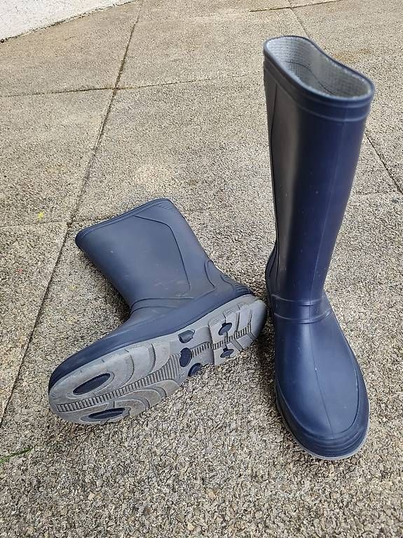 Chaussures garçon: Gummistiefel Gr. 33 – D'occasion à La Heutte par tau_5vvl 2