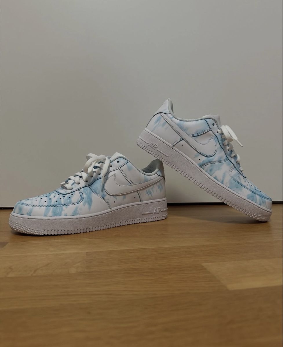 Nike Herrenschuhe: Air Force 1 Custom – Gebraucht aus Basel von Kevinbuckcards