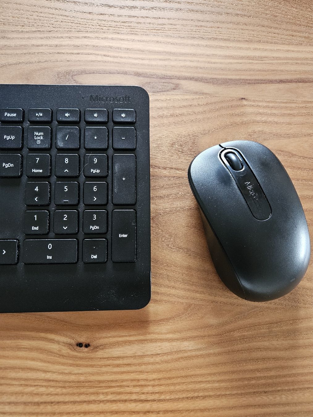 Microsoft Tastiere: DEFEKT: Microsoft Wireless Keyboard und Maus – Difettoso da Hausen am Albis venduto da Fox8 3