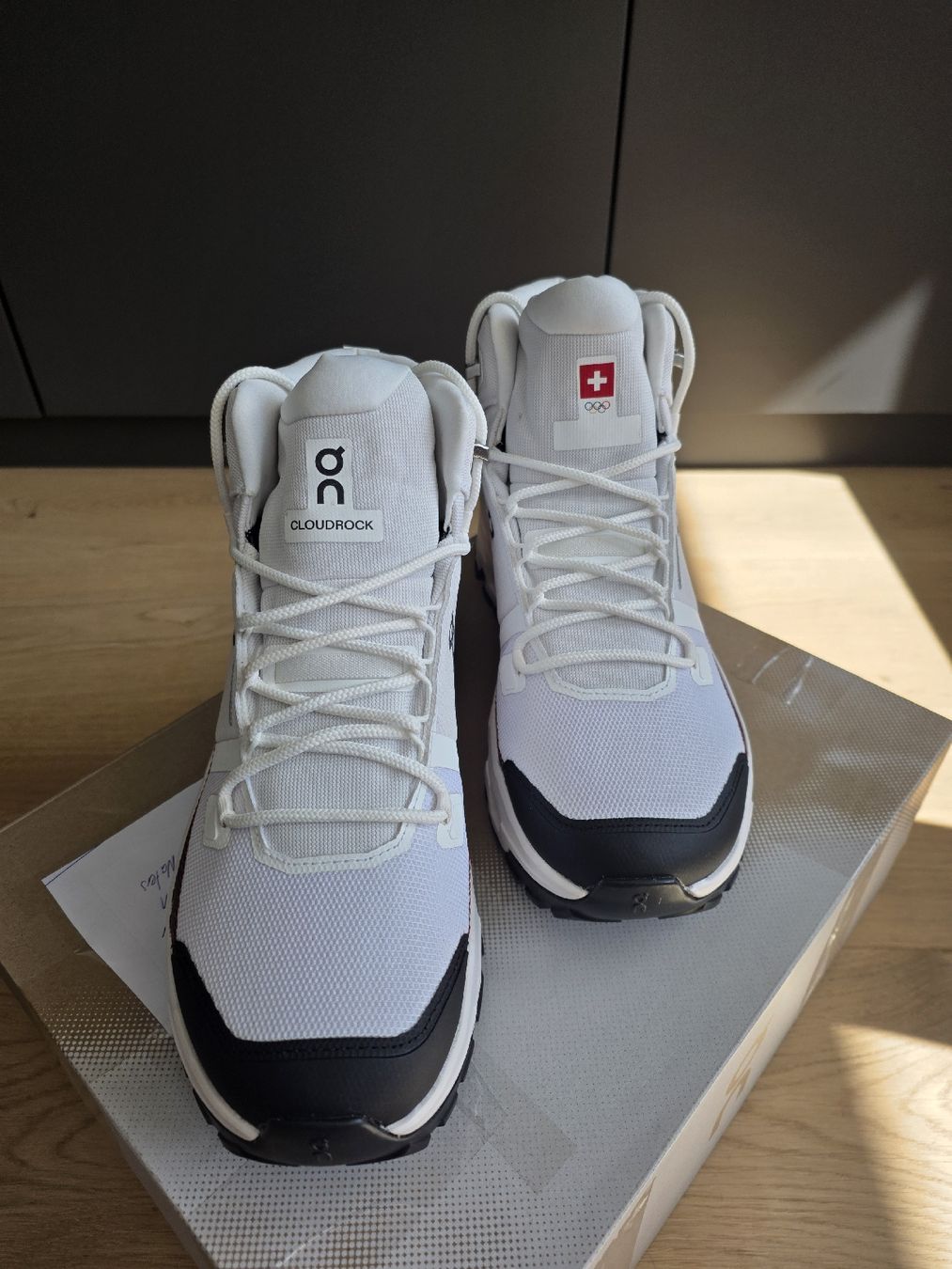 On Herrenschuhe: On Schuhe – Neu und originalverpackt aus Naters von furrrrri 1
