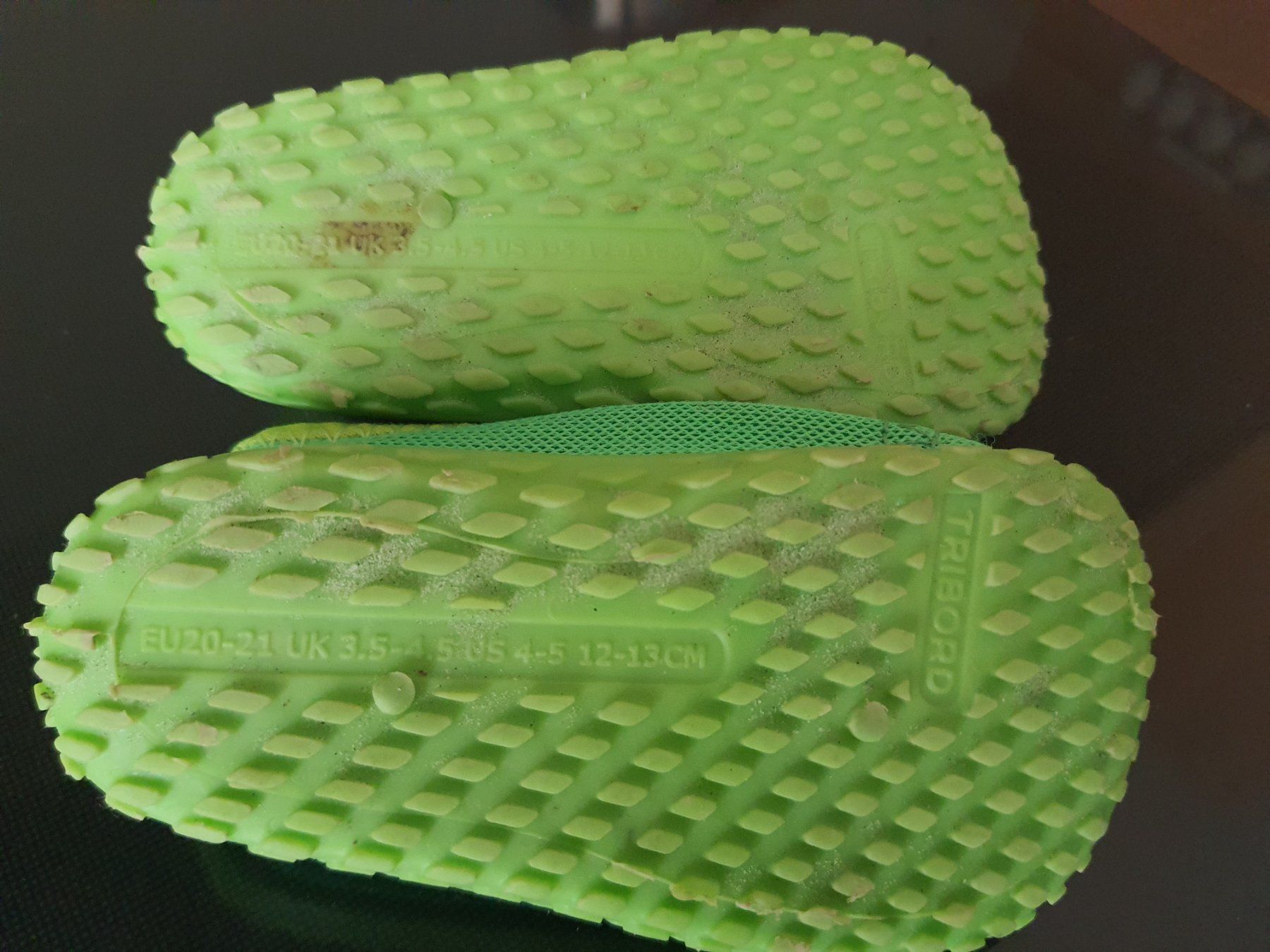 Scarpe per ragazzi: chaussures pour la plage – Usato da Montmollin venduto da islachat 1